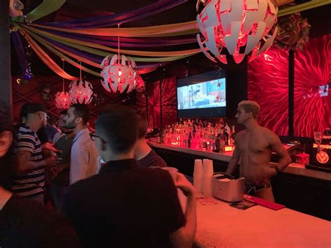 gay bars san sebastian|San Sebastian Gay Bar Guide 2025